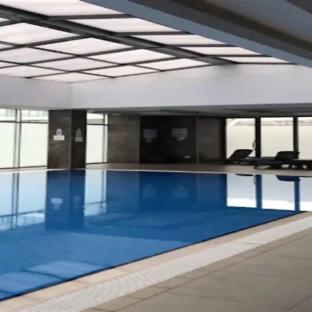 Cozy With Swimmingpool In Bahcelievler * איסטמבול